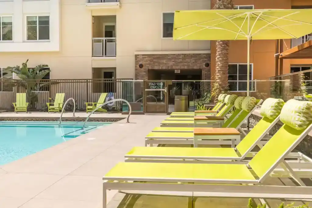 GS_Garrison_Ph_II_Clubhouse-12