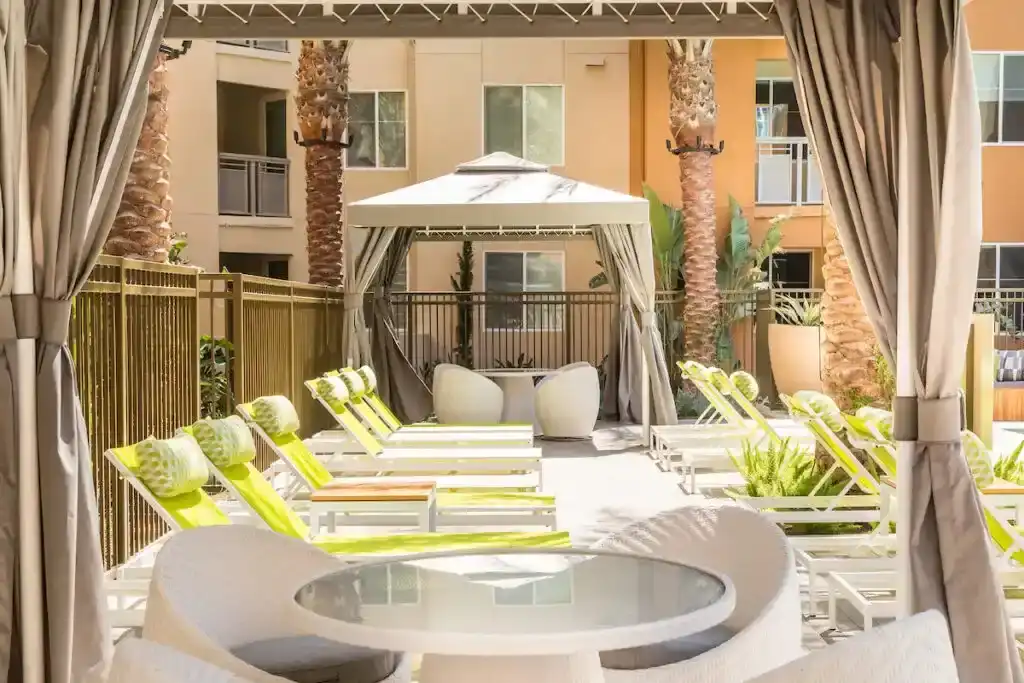 GS_Garrison_Ph_II_Clubhouse-13